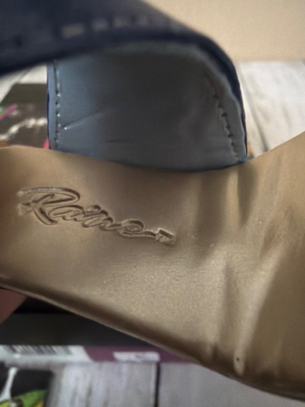 2006 Just the Right Shoe by Raine "Flirt" Mini Shoe Figurine #25578 NEW w/Box - Picture 8 of 13